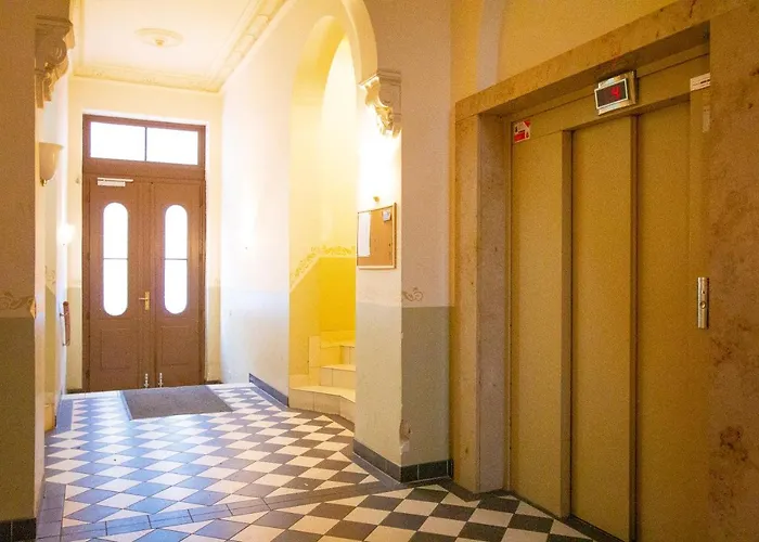 Charming Domicile Leipziger Auwald Апартаменты *